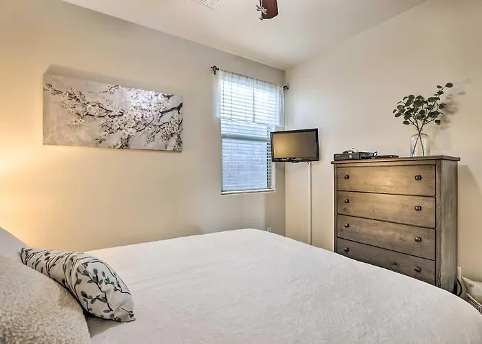Holiday home Snowbird Escape W/ Outdoor Oasis In Gold Canyon! Gold Canyon