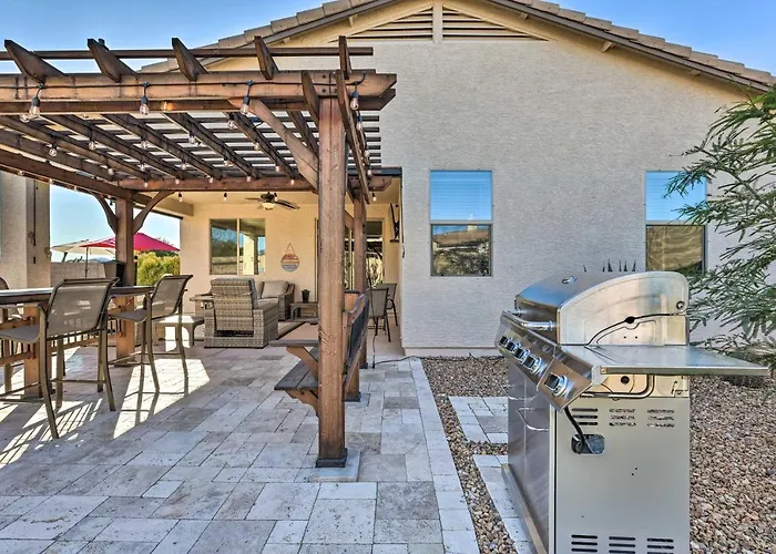 Holiday home Snowbird Escape W/ Outdoor Oasis In Gold Canyon! Gold Canyon