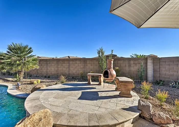Snowbird Escape W/ Outdoor Oasis In Gold Canyon! *